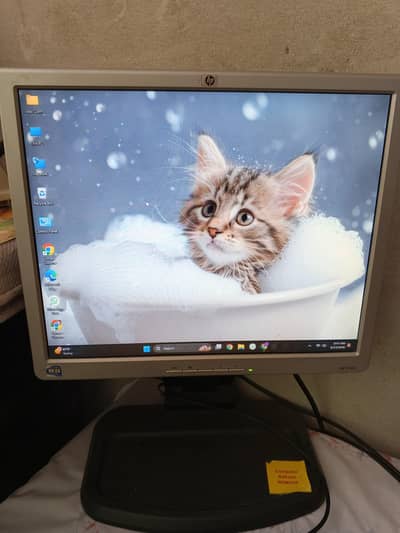 HP LCD Monitor 17 inch