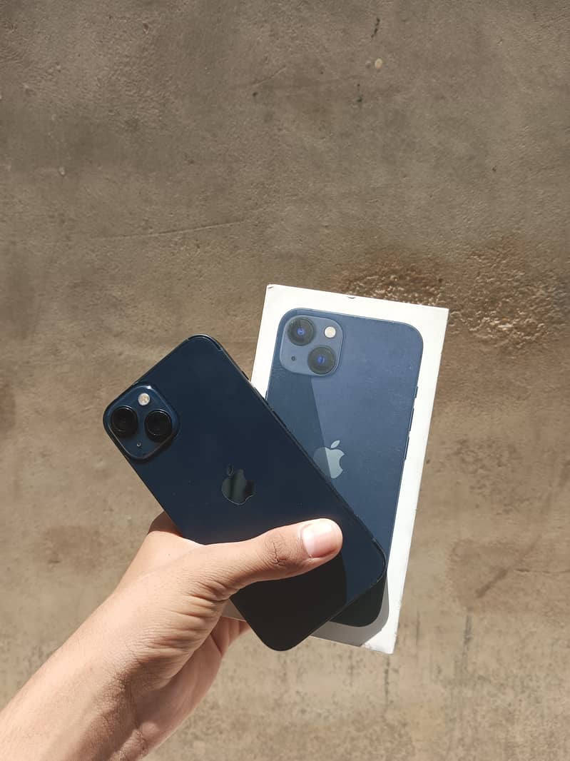 iPhone 13 6