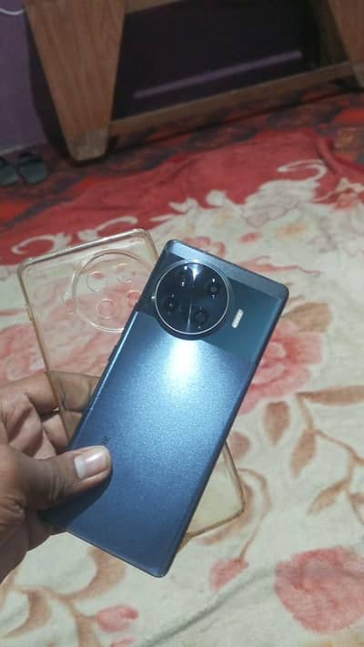 TECNO SPARK 20 Pro+