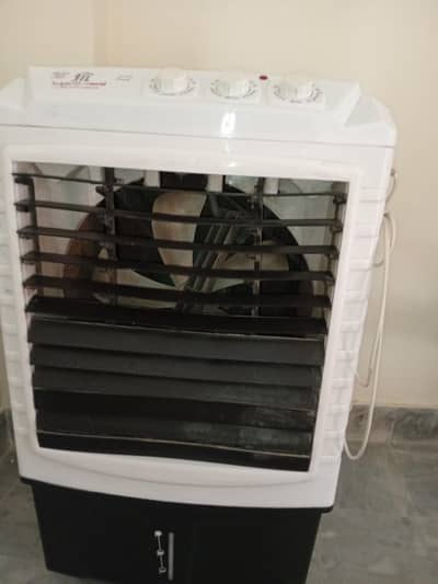 Air Water Room Coler Only 1 Year used