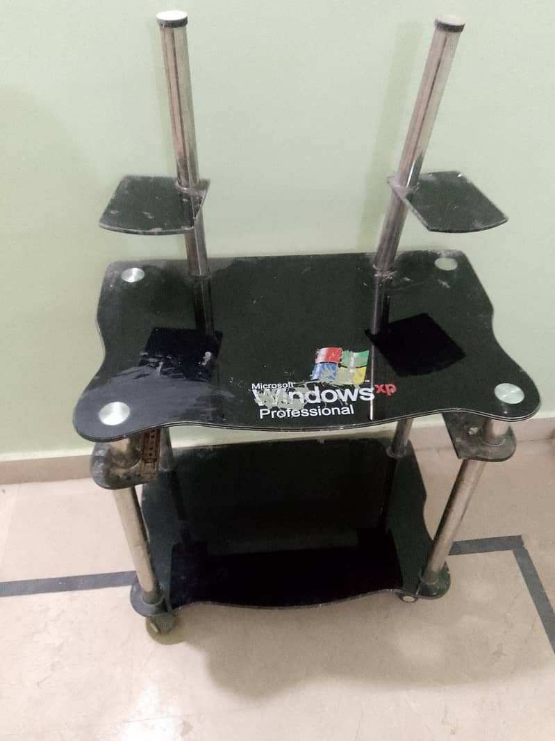 COMPUTRT TROLLY 0
