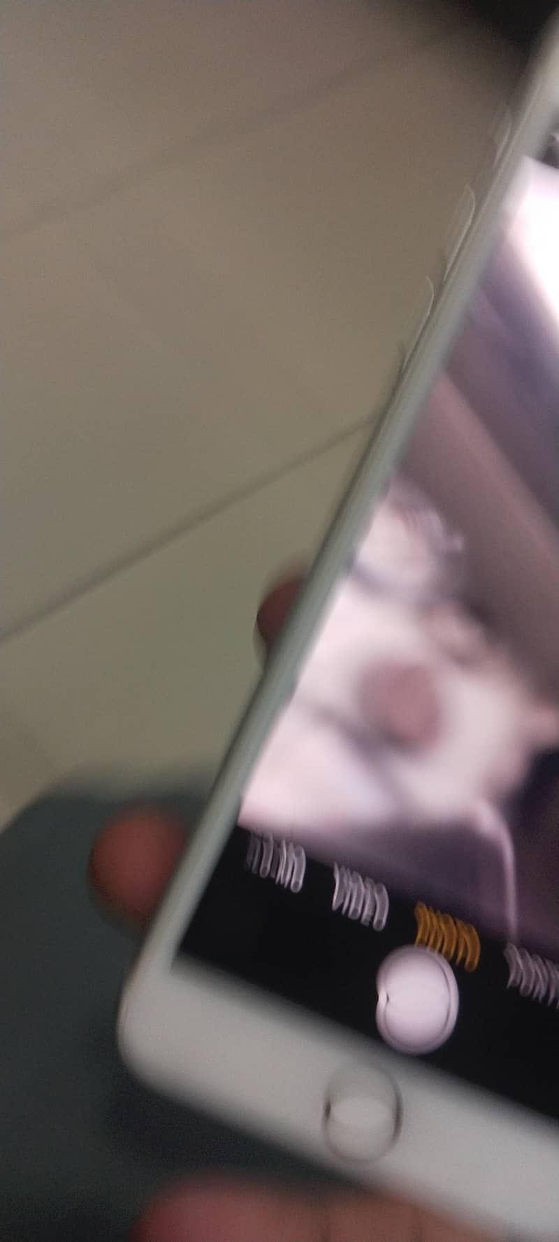 Apple iPhone 7 Plus 2