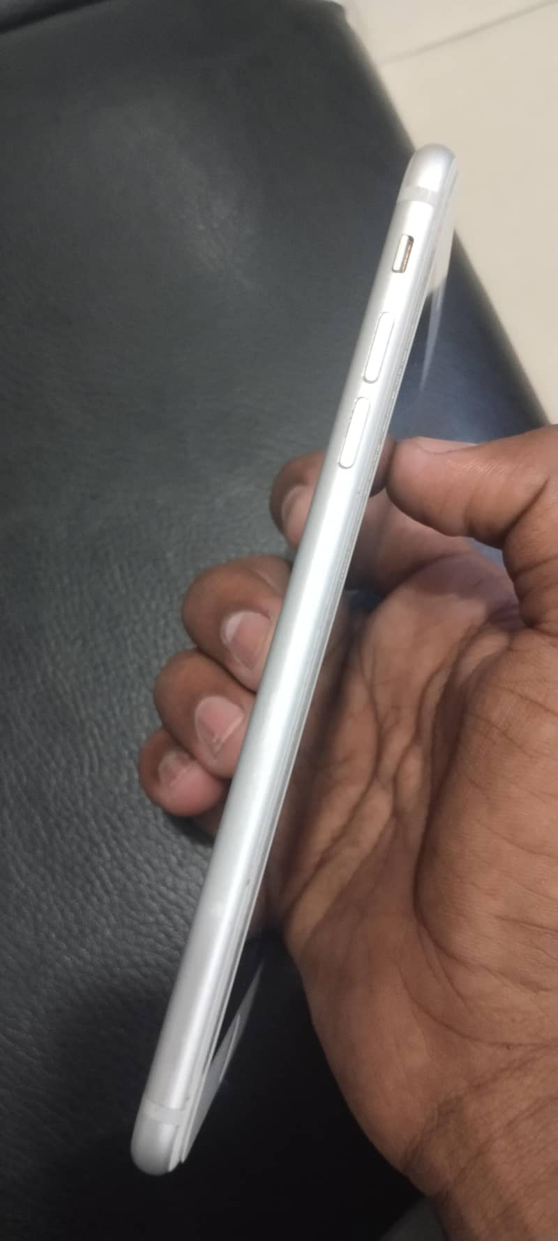 Apple iPhone 7 Plus 5