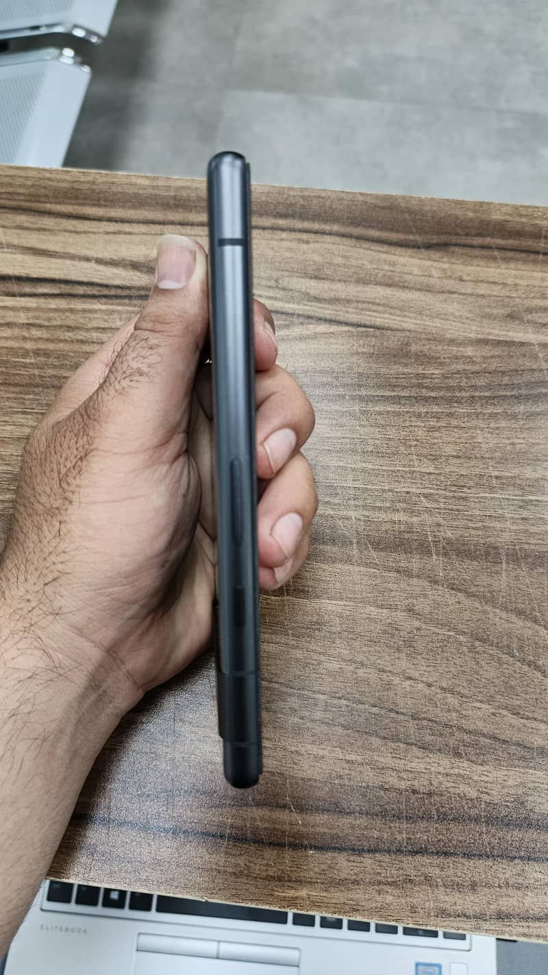 Google Pixel 7a 11