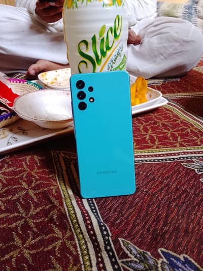 Samsung a32 condition 10/10 with box 6/128. GB official PTA approavde