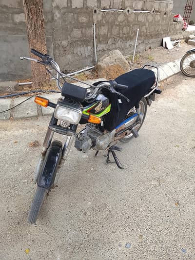 honda CD 70 2019 model for sell in Karachi.