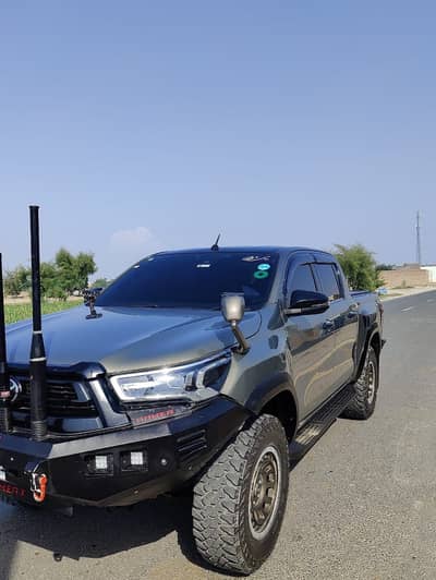 Toyota hilux Rocco Japanes Edition