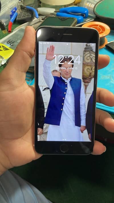 Apple iPhone 6S Plus
