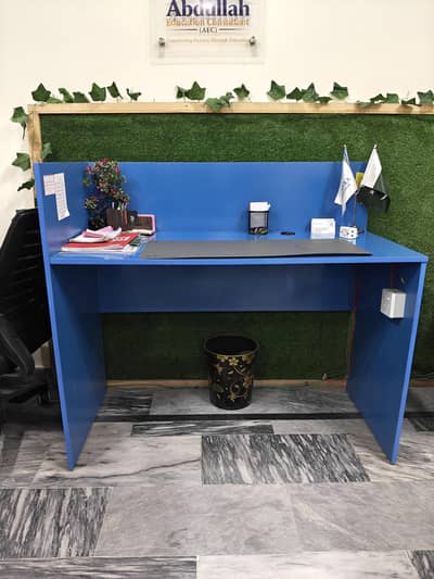 Workstation Table