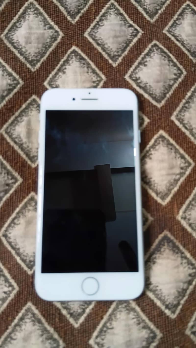 Apple iPhone 7 Plus 2