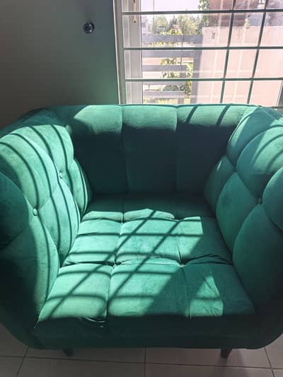 Single Seater Sofa Set.