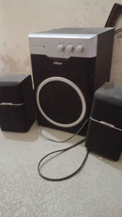 speakers