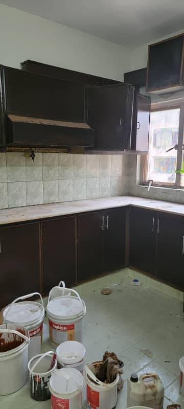 G/11 1100sq 3bed flat available for rent