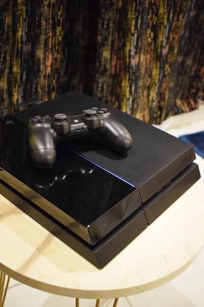 Selling my PlayStation 4 Fat Model in excellent, neat & clean conditi