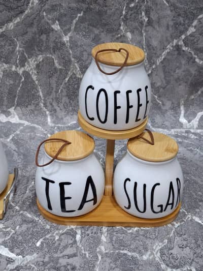 Containers \ Jars \ Boxes \ Kitchen Essentials