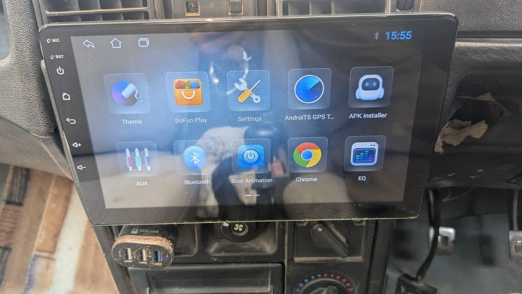 Android Panel with speakers 0