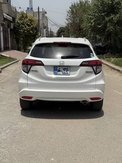 Honda Vezel Z package