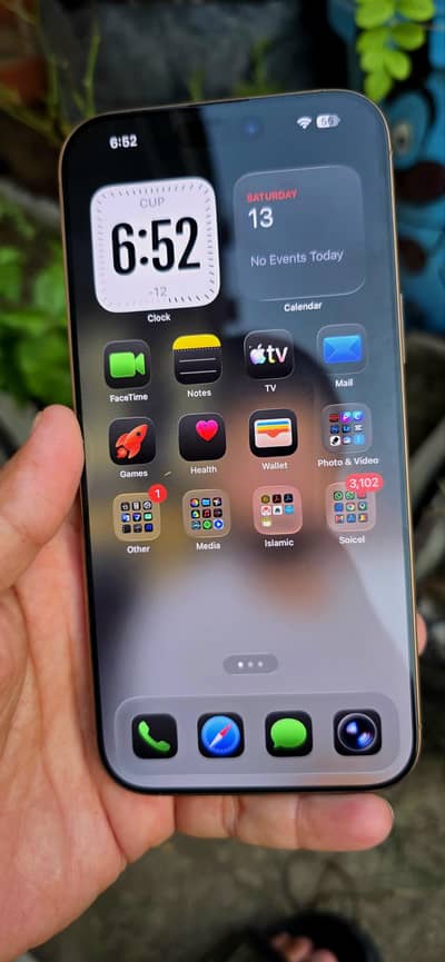 Apple iPhone 16 Pro Max