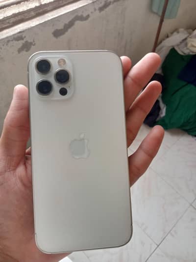 Apple iPhone 12 Pro jv