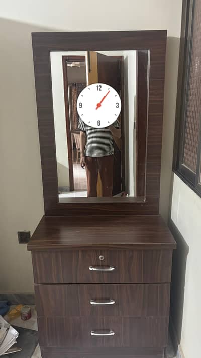 Dressing Table 3 Drawer with Locker