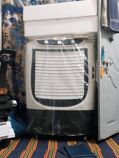 Asia Air cooler. 6 ice pack condition 10/10 one month use howa hai