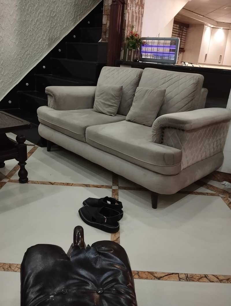 sofa set 0