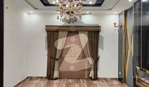 Spacious 1 Kanal House Available For sale In Bahria Town - Sector E
