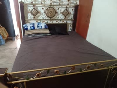 Bed iron and wood bed spring foam ka sat