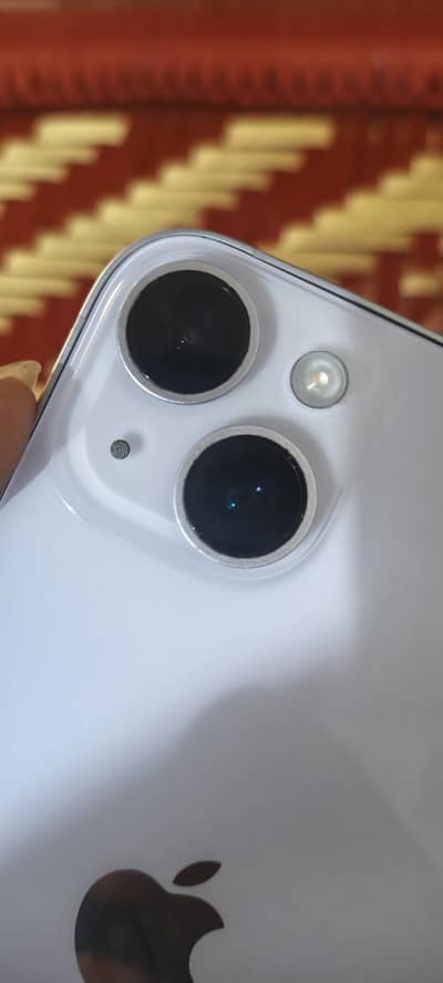 Apple iPhone 14