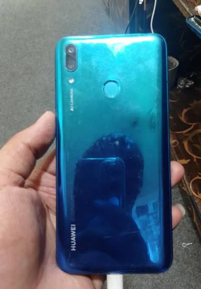 Huawei Y7