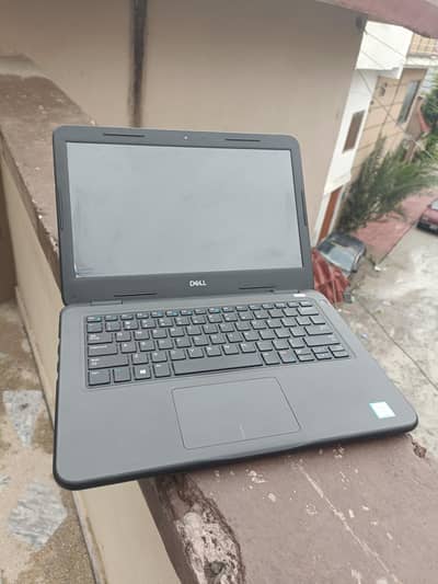 Dell 8th generation laptop 8gb ram 5hr battery slim laptop