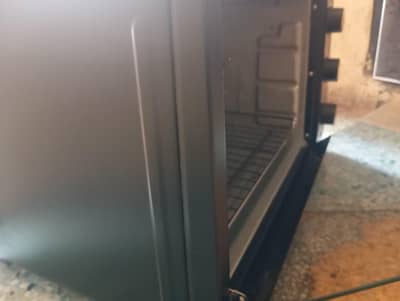 Microwave Oven