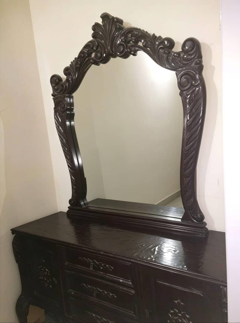 dressing table chunioti 2