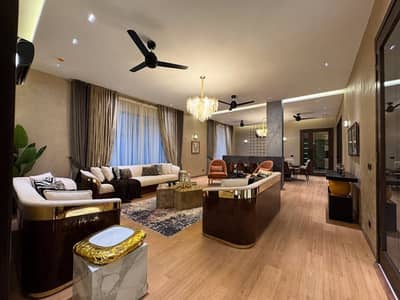 Original Pic 2 Kanal Full Furnished Near To Commercial Hub Luxury Living Villa On 120ft Road
