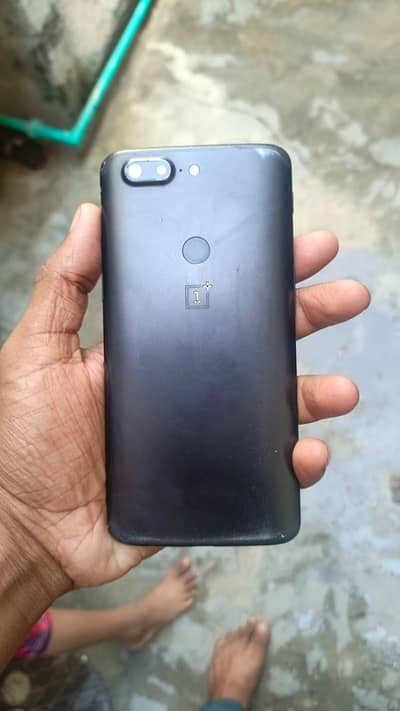One Plus 5T 6ram 64GB