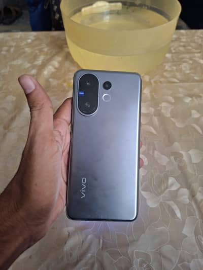 Vivo V60 12/256GB complete box lush condition