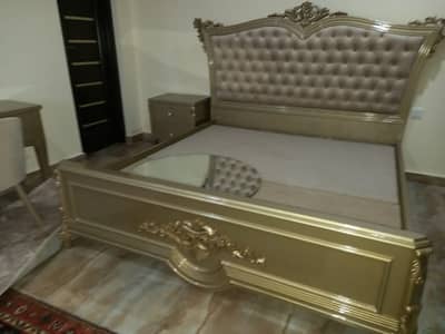 1 bed, 1 dressing Table, 2 side table, 1 chair