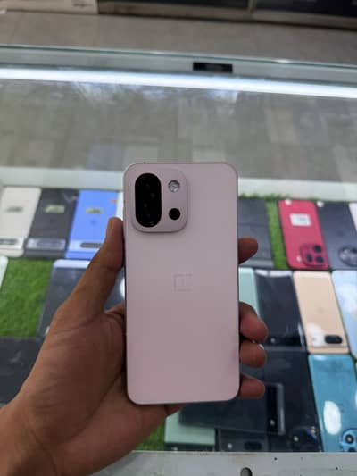One Plus 13  OFFICIAL PTA 16Gb/512Gb