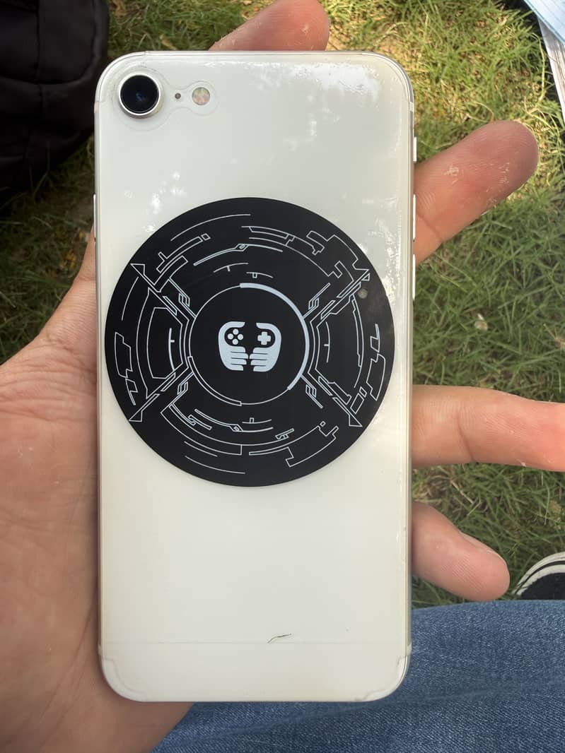 Apple iPhone SE 3