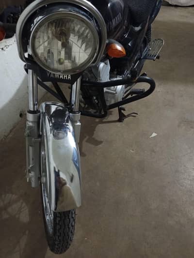 Yamaha YB125Z