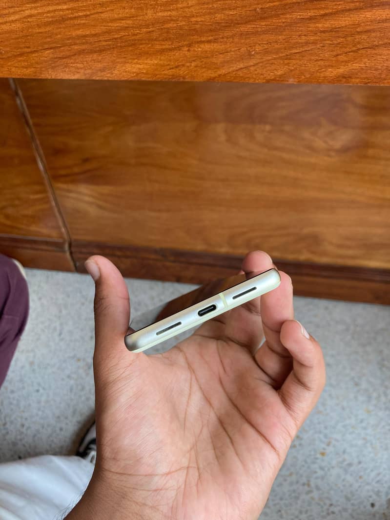 Google Pixel 7 3