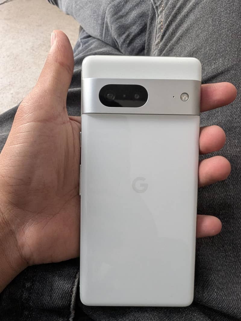 Google Pixel 7 3