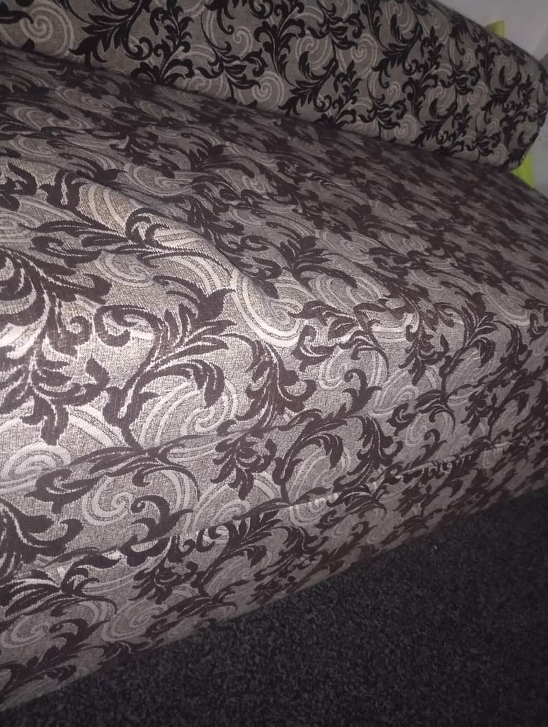 Sofa kmbed 2