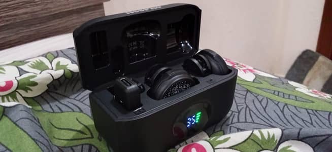 Wireless Dual Microphones - NeePho NP59 Wireless Microphone Kit