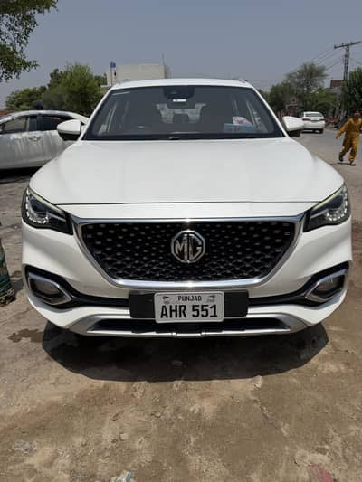 MG HS new metar 2022 model 3 piece tuching hain baki all original