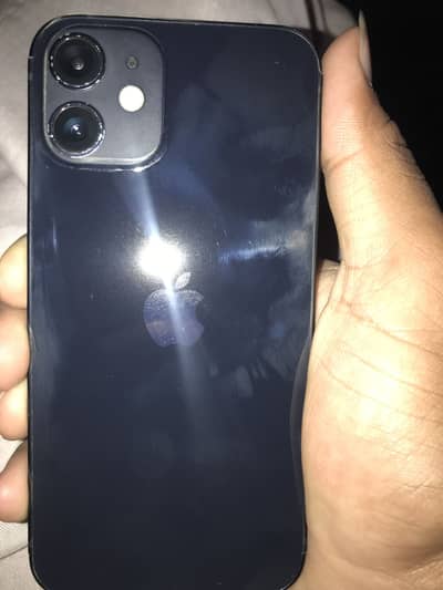 iPhones 12 colour black waterproof 10 by 10 battery health 82