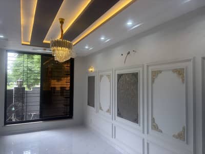 DHA RAHBAR MODERN STYLE SOLID CONSTRUCTION BEAUTIFUL HOUSE AVAILABLE FOR SALE