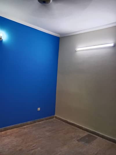 KHAYBAN-E-AMEEN FIVE MARLA HOUSE IS AVAILABLE FOR RENT