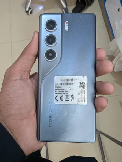 Tecno CAMON 40 Pro Complete Box