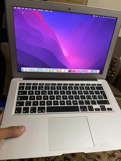 MacBook 2015 Air 4gb 128gb Excellent condition